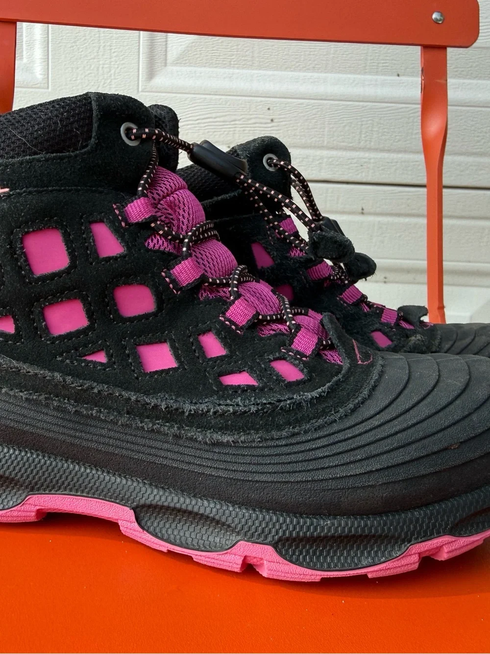 Merrell Thermo Shiver 2.0 Waterproof Hiking Boots Size: 2.5
